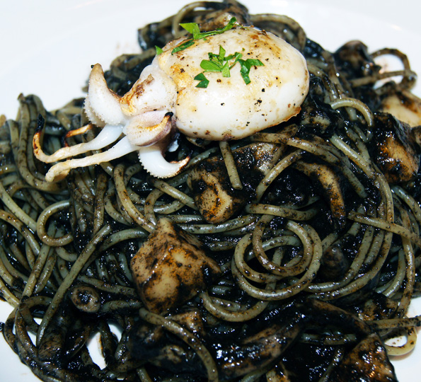 Ricetta Tradizionale Spaghetti al nero di Seppia alla SICILIANA