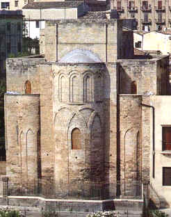Chiesa della Magione Vista Esterna Posteriore
